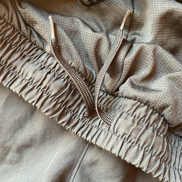 Adidas athletic shorts - Picture 5 of 8